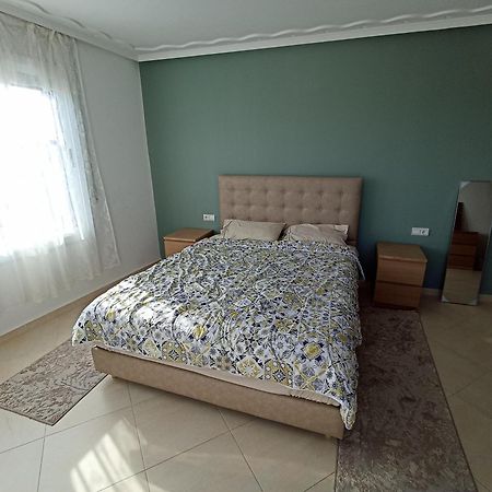 Appartement Familial Au Centre De Nador Ville Dış mekan fotoğraf